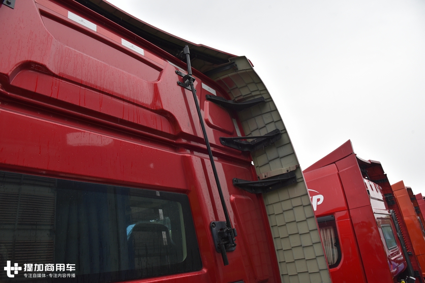 换代国产重卡中最得欧洲卡车精髓的,再带你领略德龙X6000的魅力 - 第15张 - 提加商用车网 换代国产重卡中最得欧洲卡车精髓的,再带你领略德龙X6000的魅力 - 第15张