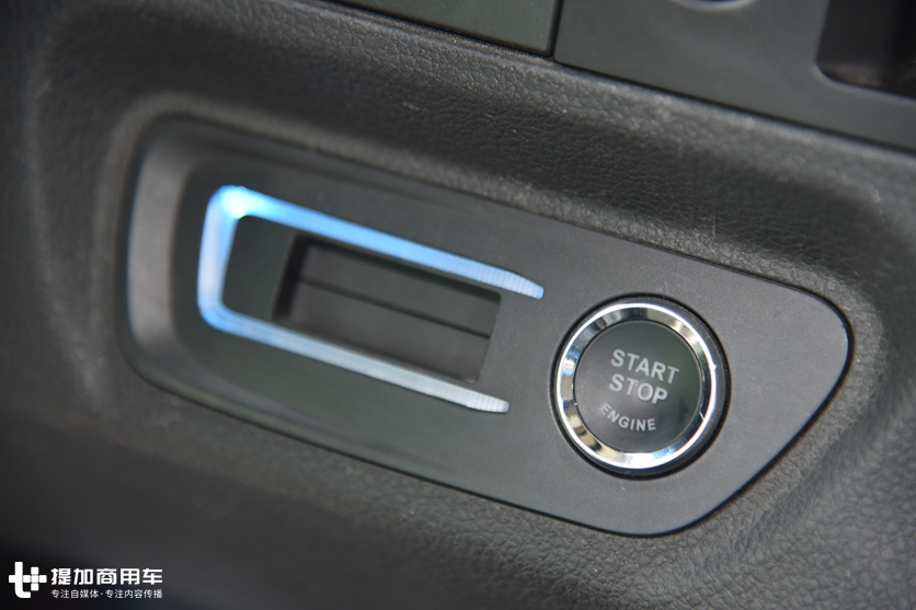 换代国产重卡中最得欧洲卡车精髓的,再带你领略德龙X6000的魅力 - 第20张 - 提加商用车网 换代国产重卡中最得欧洲卡车精髓的,再带你领略德龙X6000的魅力 - 第20张