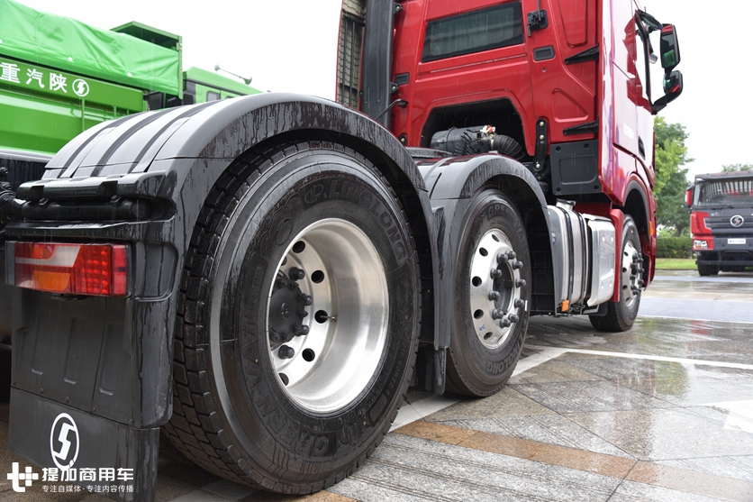 换代国产重卡中最得欧洲卡车精髓的,再带你领略德龙X6000的魅力 - 第7张 - 提加商用车网 换代国产重卡中最得欧洲卡车精髓的,再带你领略德龙X6000的魅力 - 第7张