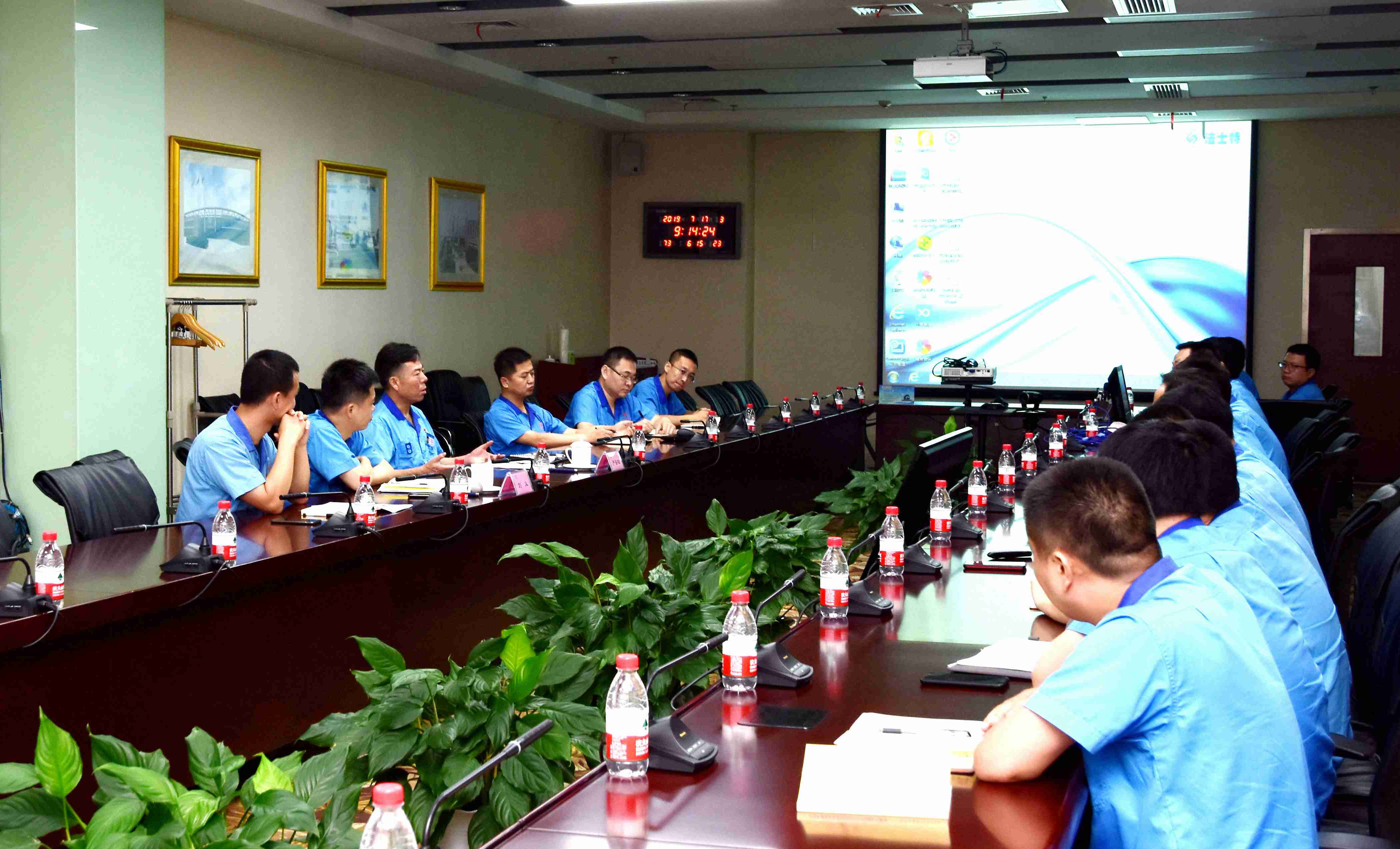 严鉴铂书记深入各单位进行主题教育调研 - 第1张 - 提加商用车网 严鉴铂书记深入各单位进行主题教育调研 - 第1张