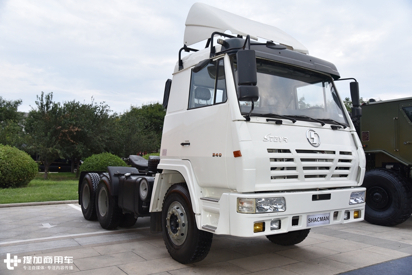 陕汽经典的斯太尔重卡,国内已停产,如今只销往海外的奥龙牵引车实拍 - 第2张 - 提加商用车网 陕汽经典的斯太尔重卡,国内已停产,如今只销往海外的奥龙牵引车实拍 - 第2张
