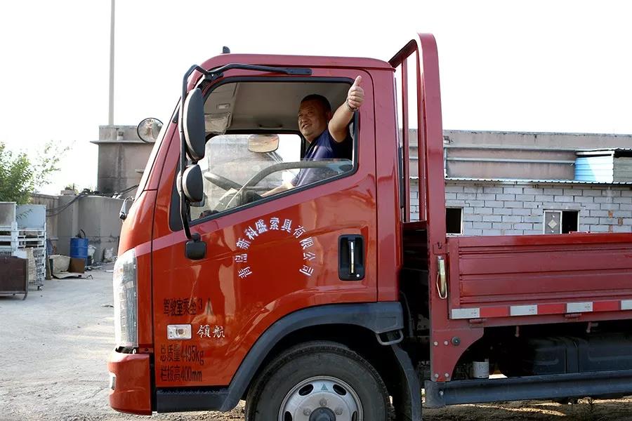 选车是个技术活,“误入歧途”的辛老板靠领航轻卡扭转颓势 - 第1张 - 提加商用车网 选车是个技术活,“误入歧途”的辛老板靠领航轻卡扭转颓势 - 第1张