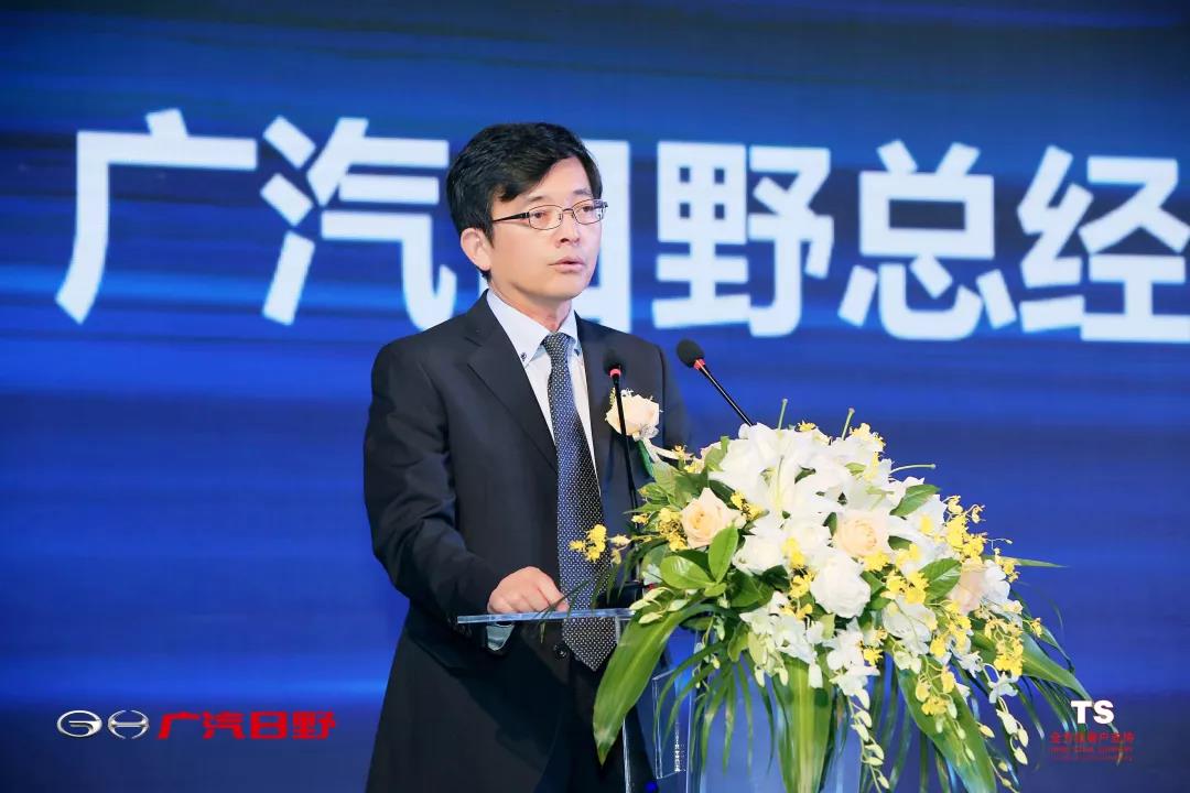 剑指进口重卡 广汽日野推出原装进口发动机大马力牵引车 - 第5张 - 提加商用车网 剑指进口重卡 广汽日野推出原装进口发动机大马力牵引车 - 第5张