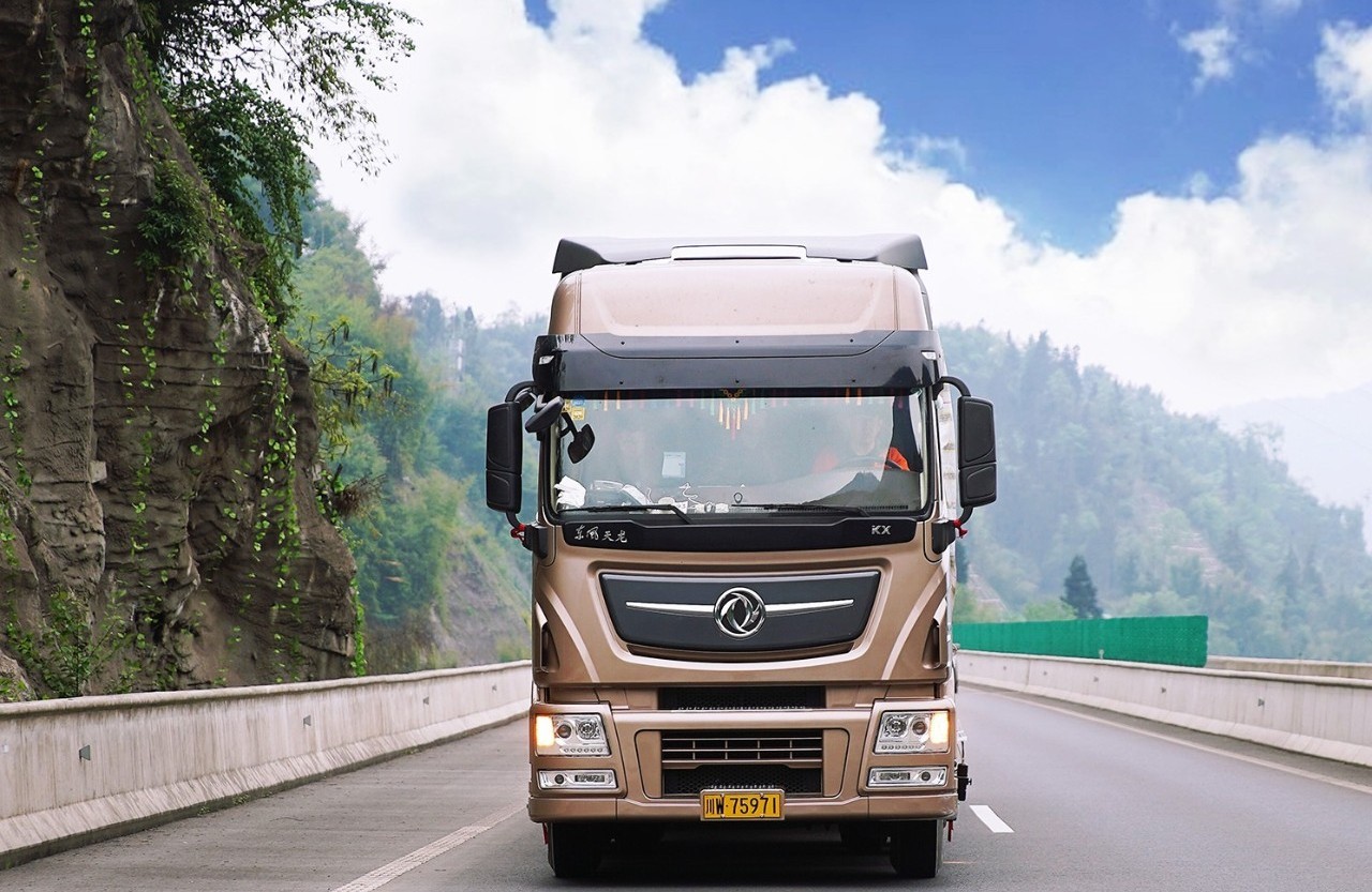 东风商用车走进凉山彝族火把节 - 第5张 - 提加商用车网 东风商用车走进凉山彝族火把节 - 第5张