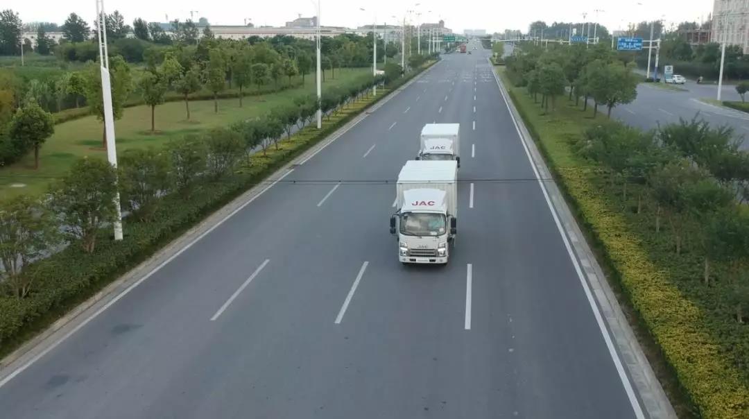 蓝牌旗舰,帅铃全能城配版全球劲擎上市! - 第15张 - 提加商用车网 蓝牌旗舰,帅铃全能城配版全球劲擎上市! - 第15张