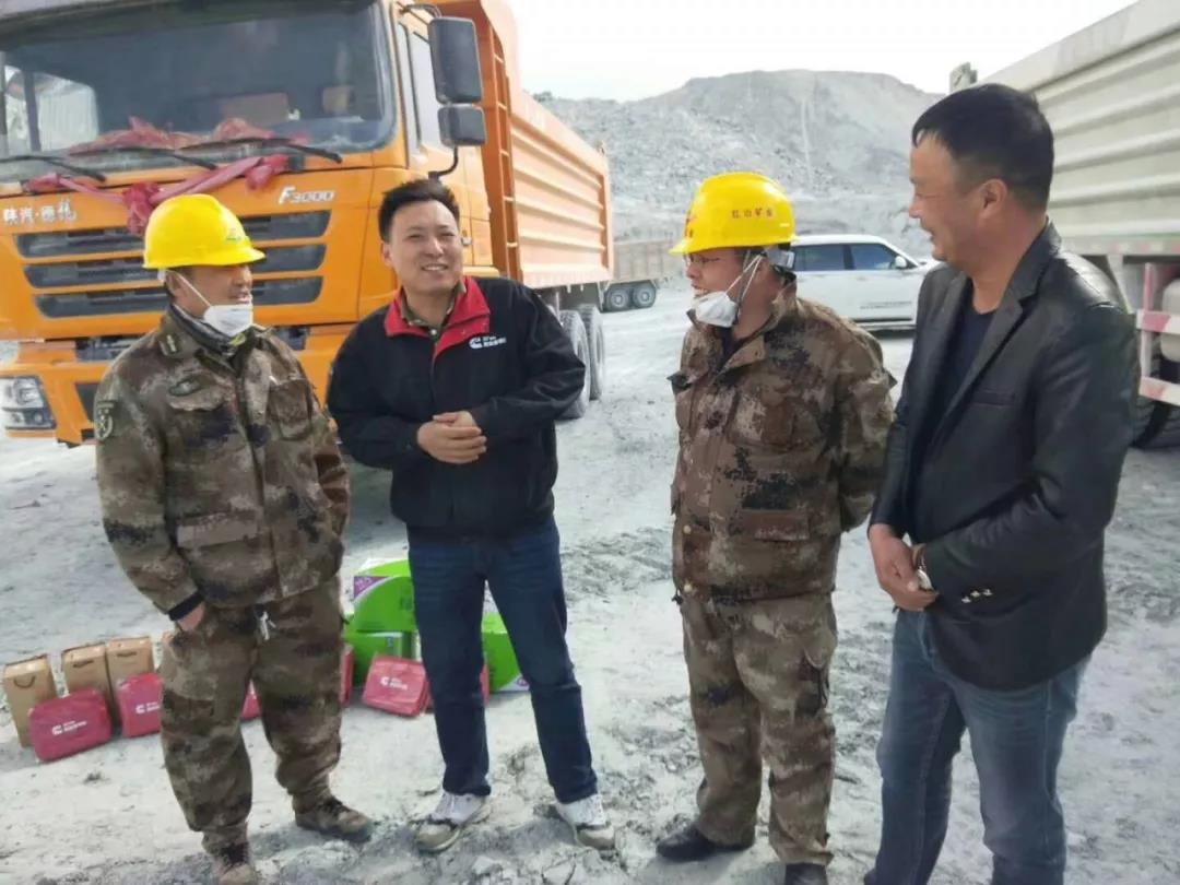 挺进世界屋脊、西康关爱长伴,西安康明斯甘青宁地区客户关怀行动掠影 - 第4张 - 提加商用车网 挺进世界屋脊、西康关爱长伴,西安康明斯甘青宁地区客户关怀行动掠影 - 第4张
