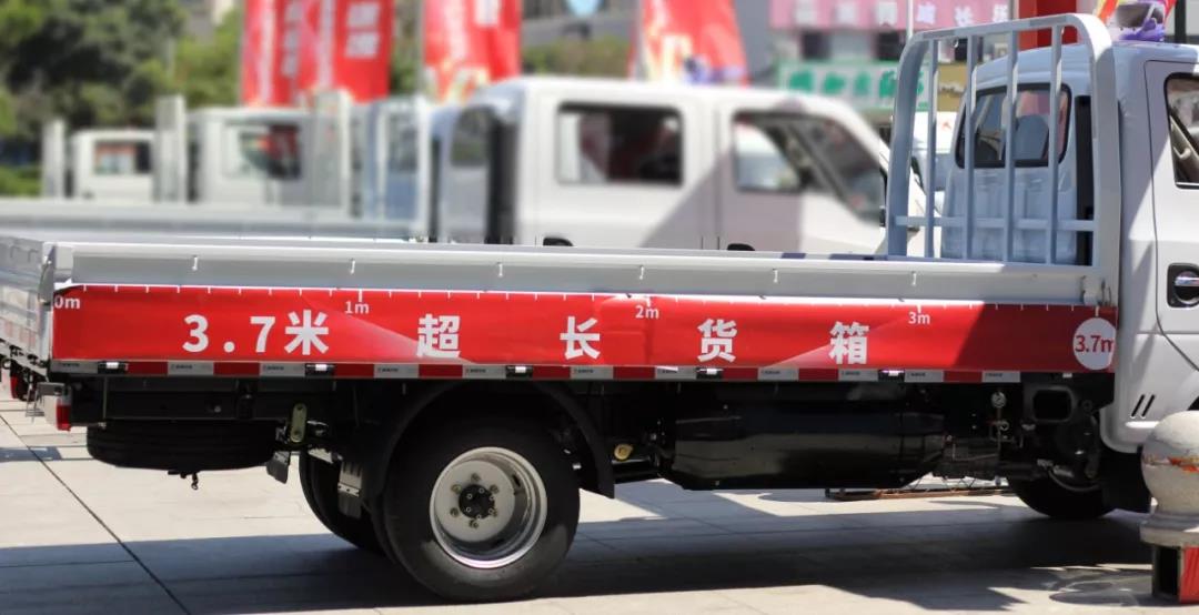 家庭自用创富好帮手,东风小霸王国六W1.5系列! - 第2张 - 提加商用车网 家庭自用创富好帮手,东风小霸王国六W1.5系列! - 第2张