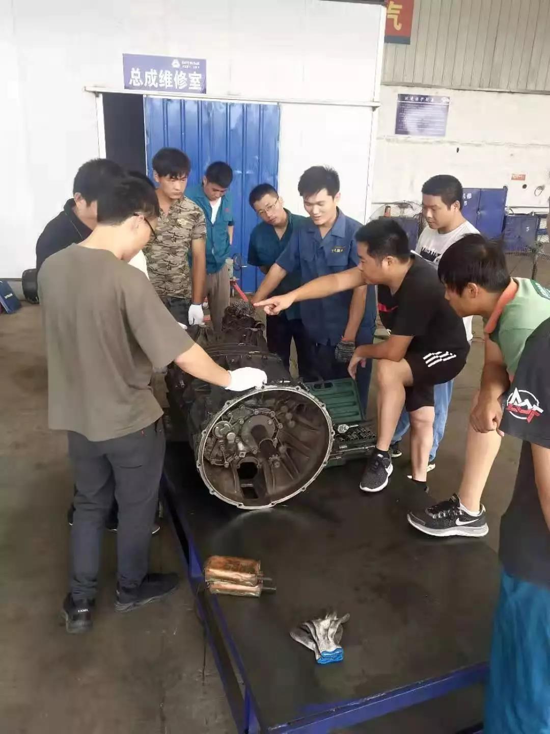 酷暑之季 内练真功—临沂培训基地实地操练ZF变速箱维修 - 第2张 - 提加商用车网 酷暑之季 内练真功—临沂培训基地实地操练ZF变速箱维修 - 第2张