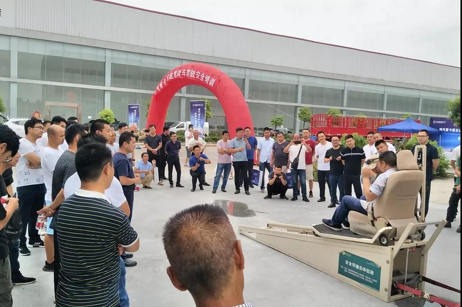 陕汽重卡品质服务齐发力，市场口碑双丰收 - 第1张