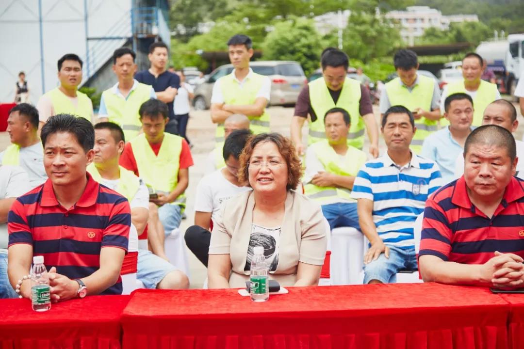 梅开二度 上汽红岩杰狮自卸车再次挺进广东惠州 - 第5张 - 提加商用车网 梅开二度 上汽红岩杰狮自卸车再次挺进广东惠州 - 第5张