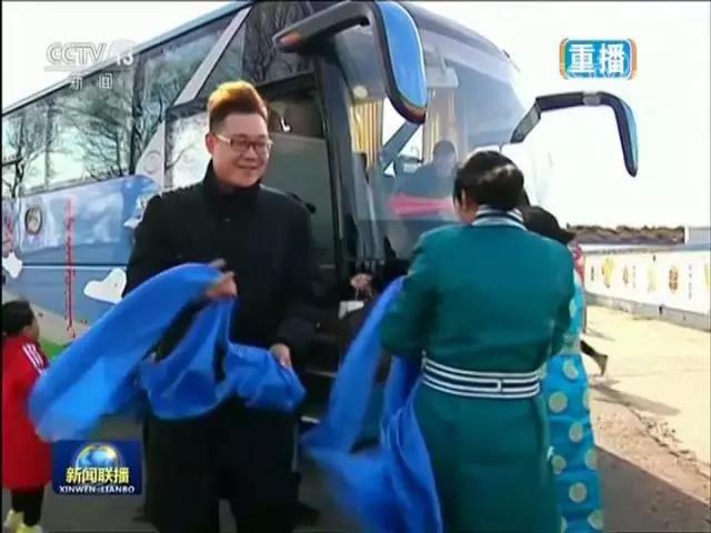 喜讯:乌兰牧骑荣登人民日报头版 金龙客车共筑荣耀! - 第5张 - 提加商用车网 喜讯:乌兰牧骑荣登人民日报头版 金龙客车共筑荣耀! - 第5张