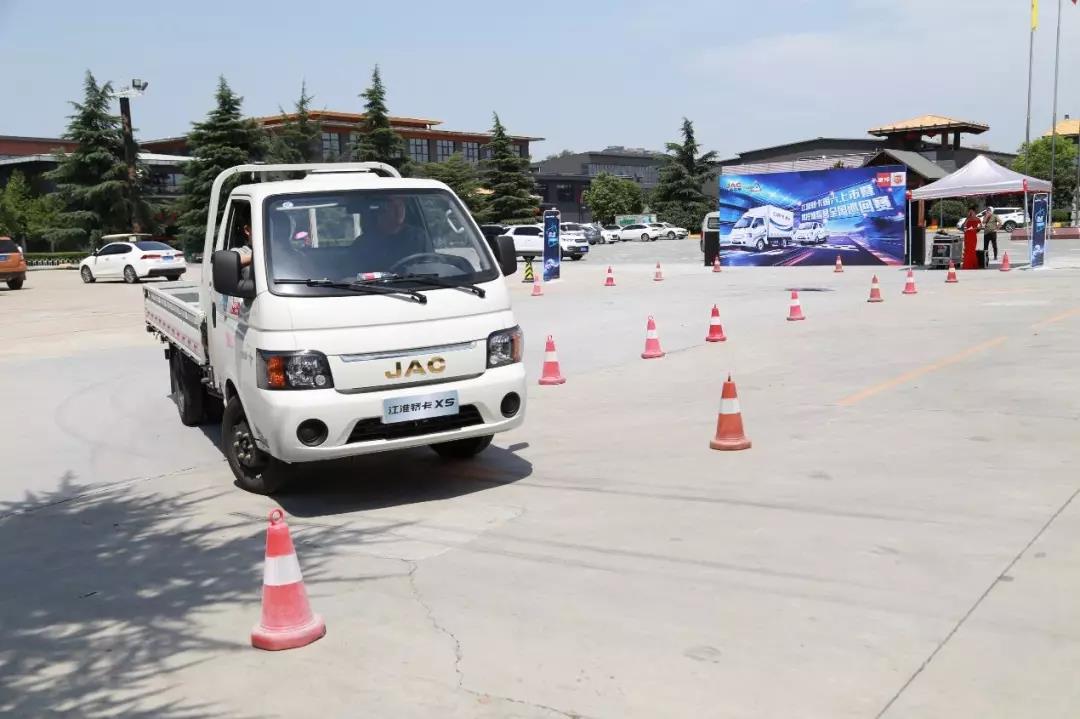 合规蓝牌全国现车可提 康铃J系+国六新车成了“抢手货” - 第5张 - 提加商用车网 合规蓝牌全国现车可提 康铃J系+国六新车成了“抢手货” - 第5张