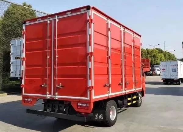 “懒人”首选,东风多利卡城配运输专家厢式货车! - 第2张 - 提加商用车网 “懒人”首选,东风多利卡城配运输专家厢式货车! - 第2张