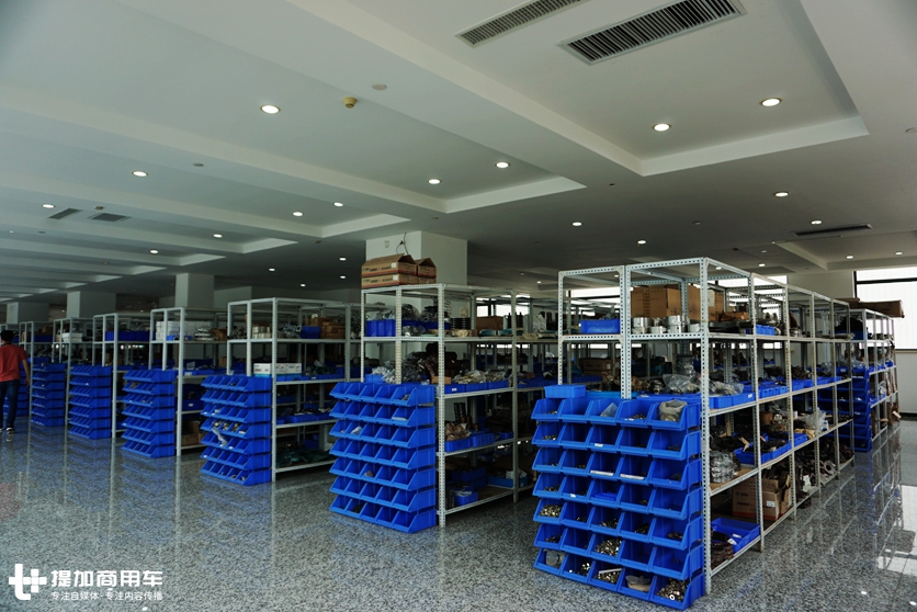 为了让用户用上正品卡车配件,重汽在卡车后市场祭出绝招 - 第8张 - 提加商用车网 为了让用户用上正品卡车配件,重汽在卡车后市场祭出绝招 - 第8张