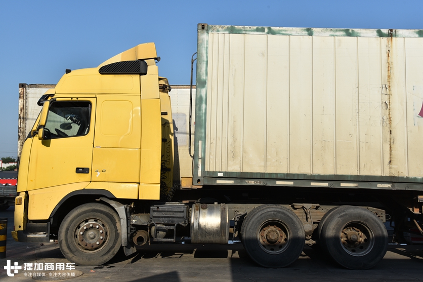 这辆破旧不堪的沃尔沃卡车竟是经典的FH12,服役期估计已超过10年 - 第8张 - 提加商用车网 这辆破旧不堪的沃尔沃卡车竟是经典的FH12,服役期估计已超过10年 - 第8张