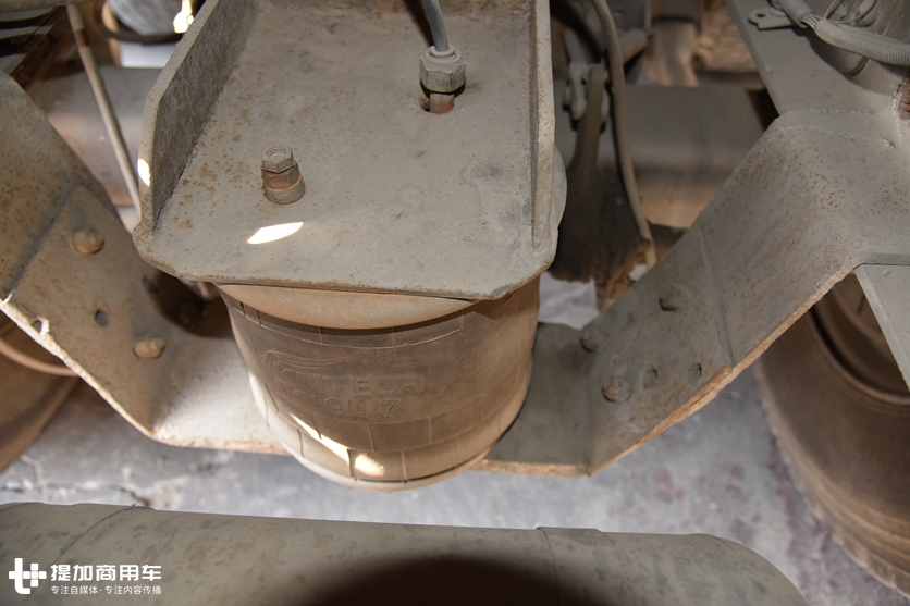 这辆破旧不堪的沃尔沃卡车竟是经典的FH12,服役期估计已超过10年 - 第16张 - 提加商用车网 这辆破旧不堪的沃尔沃卡车竟是经典的FH12,服役期估计已超过10年 - 第16张