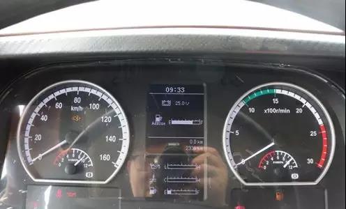 有颜、有型、有力量，特大、特轻、特有面的4×2格尔发K5来了 - 第11张