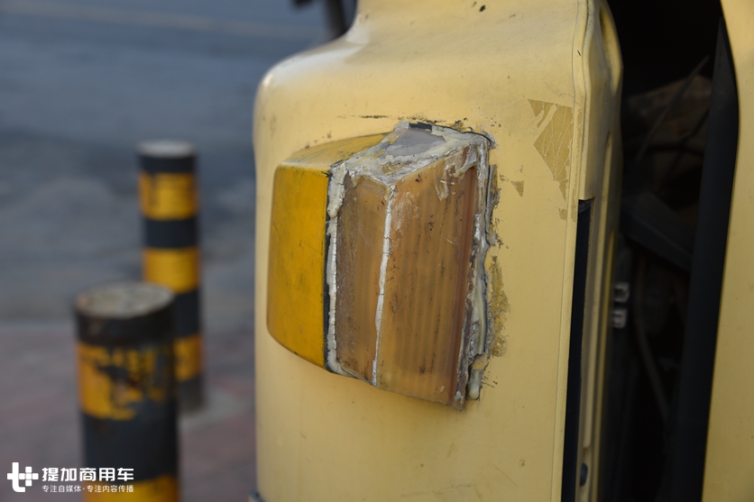 这辆破旧不堪的沃尔沃卡车竟是经典的FH12,服役期估计已超过10年 - 第7张 - 提加商用车网 这辆破旧不堪的沃尔沃卡车竟是经典的FH12,服役期估计已超过10年 - 第7张