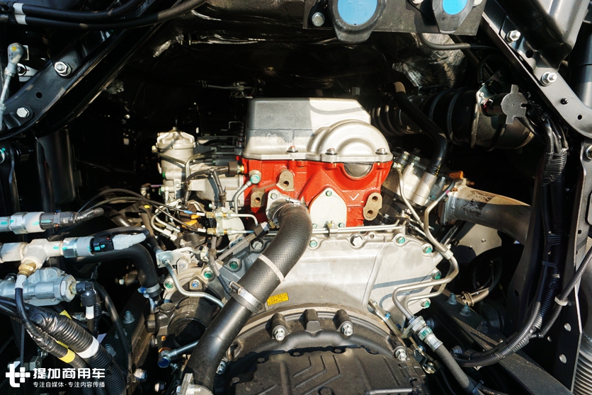 汕德卡的最大竞争对手来了,广汽日野700新款大马力车型实拍评测 - 第6张 - 提加商用车网 汕德卡的最大竞争对手来了,广汽日野700新款大马力车型实拍评测 - 第6张