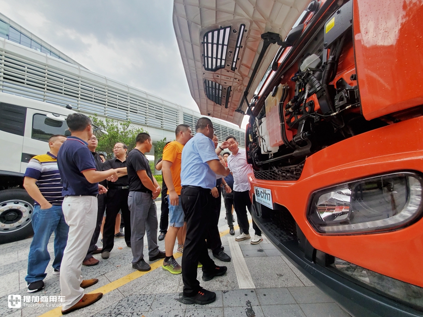 “东风国六,擎动蓝天” 东风商用车深圳举办首场国六新品团购品鉴会 - 第5张 - 提加商用车网 “东风国六,擎动蓝天” 东风商用车深圳举办首场国六新品团购品鉴会 - 第5张
