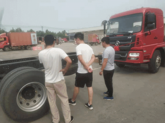 自重轻、油耗低，陕汽轩德自卸车广受卡车司机好评 - 第4张