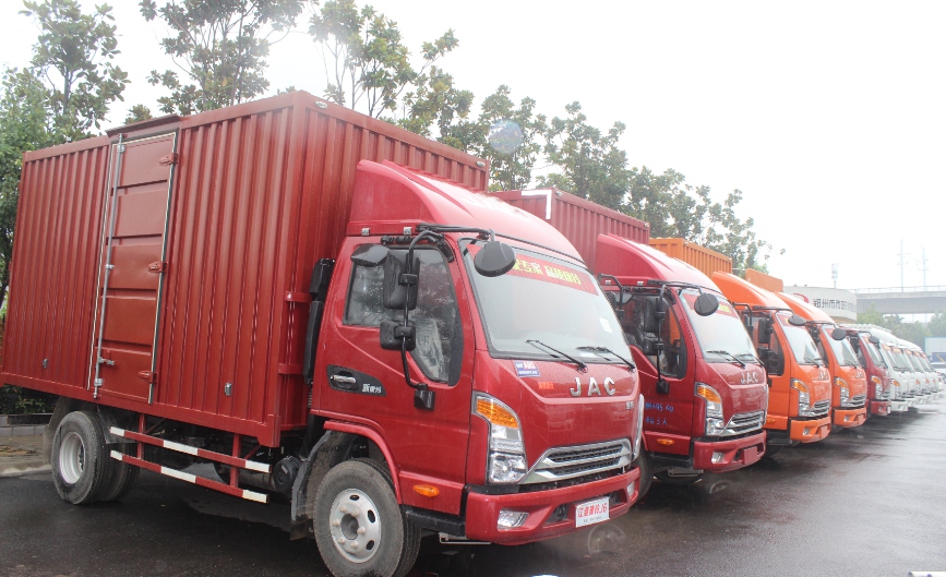 订单258台!新康铃J系郑州上市 卡车硬实力获盛赞 - 第2张 - 提加商用车网 订单258台!新康铃J系郑州上市 卡车硬实力获盛赞 - 第2张