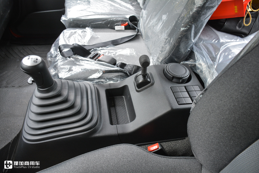 国六东风天锦载货车都有哪些新变化?动力变化大,内饰也更舒适了! - 第23张 - 提加商用车网 国六东风天锦载货车都有哪些新变化?动力变化大,内饰也更舒适了! - 第23张