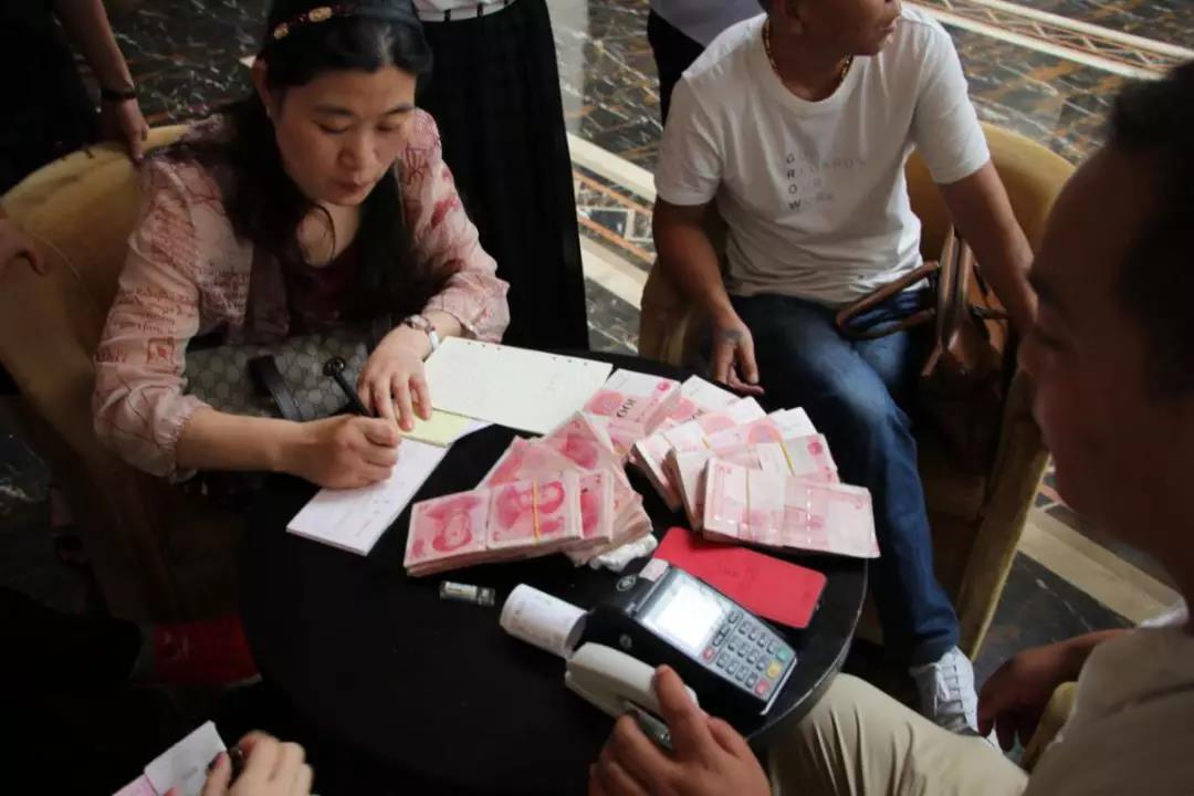 现场订车20余辆,汉风G7渣土在宿迁火了 - 第4张 - 提加商用车网 现场订车20余辆,汉风G7渣土在宿迁火了 - 第4张