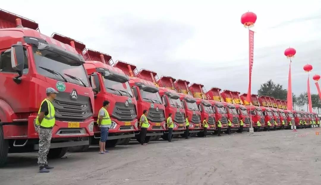 百辆“潍柴芯”豪瀚N7W成功交付鄂尔多斯用户 - 第3张 - 提加商用车网 百辆“潍柴芯”豪瀚N7W成功交付鄂尔多斯用户 - 第3张