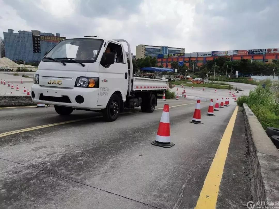 江淮康铃国六轿卡全新上线,多轴距产品组合,专为城配用户设计 - 第5张 - 提加商用车网 江淮康铃国六轿卡全新上线,多轴距产品组合,专为城配用户设计 - 第5张