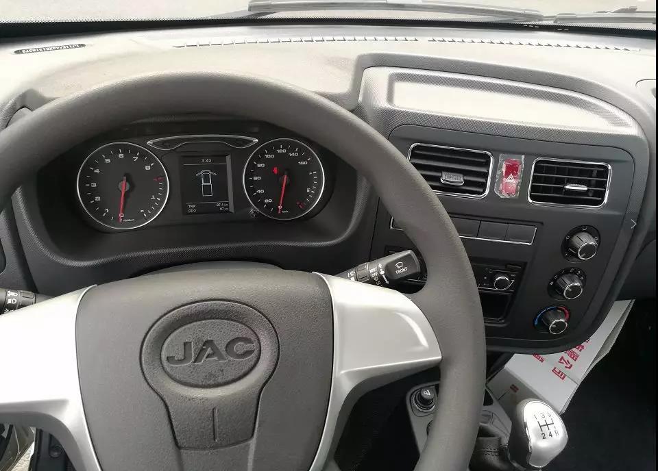 舒适、实用、省油,江淮国六轿卡X5用户很认可 - 第4张 - 提加商用车网 舒适、实用、省油,江淮国六轿卡X5用户很认可 - 第4张