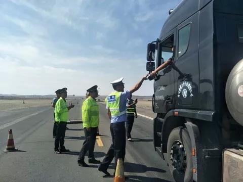 大货车驾驶机技巧,您知道几个? - 第2张 - 提加商用车网 大货车驾驶机技巧,您知道几个? - 第2张