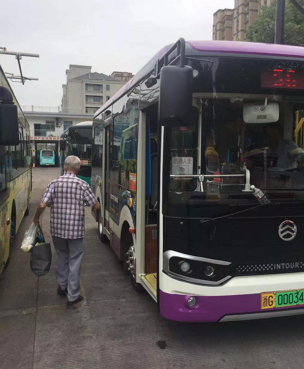 为亚运会加油 金华“流动风景线”上路开跑啦! - 第2张 - 提加商用车网 为亚运会加油 金华“流动风景线”上路开跑啦! - 第2张