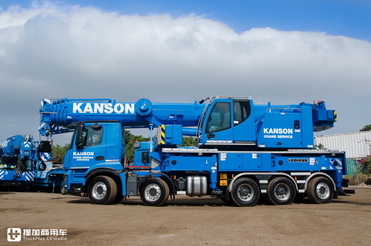 奔驰5轴卡车底盘,利勃海尔上装,带您见识一辆60T级伸缩臂起重机硬货 - 第5张 - 提加商用车网 奔驰5轴卡车底盘,利勃海尔上装,带您见识一辆60T级伸缩臂起重机硬货 - 第5张