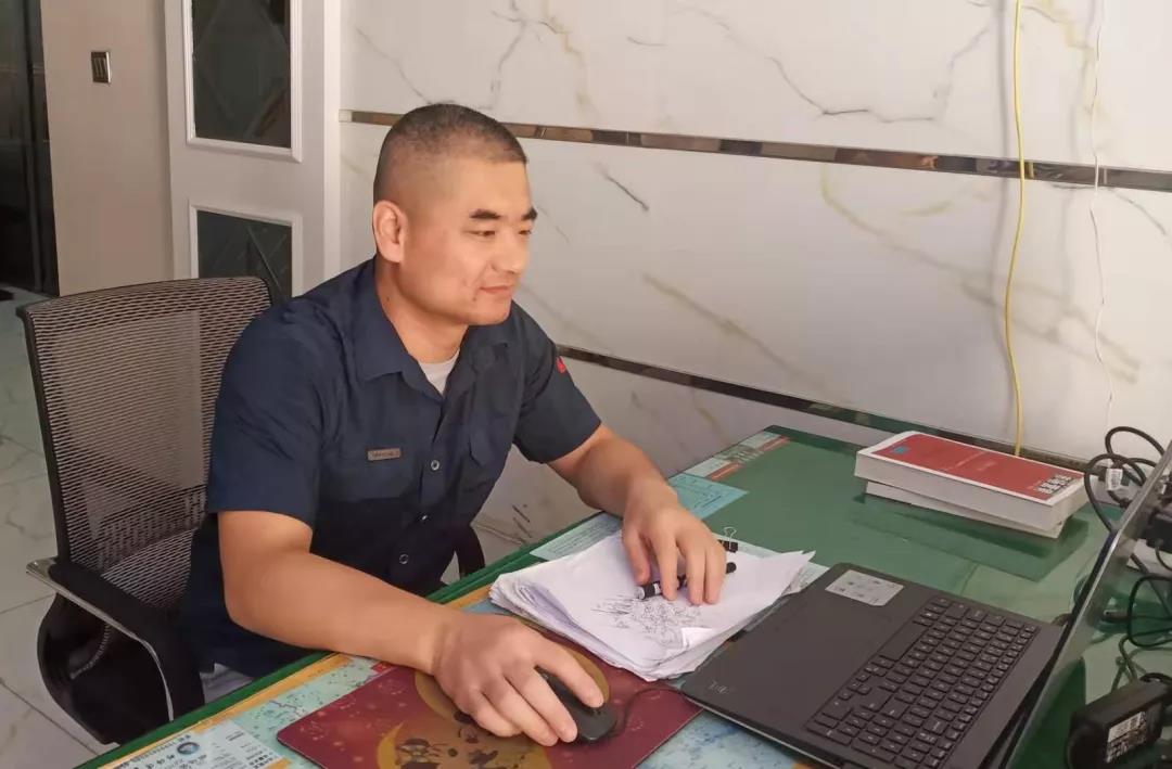 走过艰难才会“苦尽甘来”,看重汽人如何奋斗在新疆 - 第1张 - 提加商用车网 走过艰难才会“苦尽甘来”,看重汽人如何奋斗在新疆 - 第1张