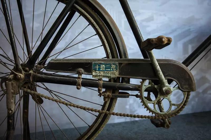 东风建设50年,这些老照片满满的东风情怀 - 第10张 - 提加商用车网 东风建设50年,这些老照片满满的东风情怀 - 第10张