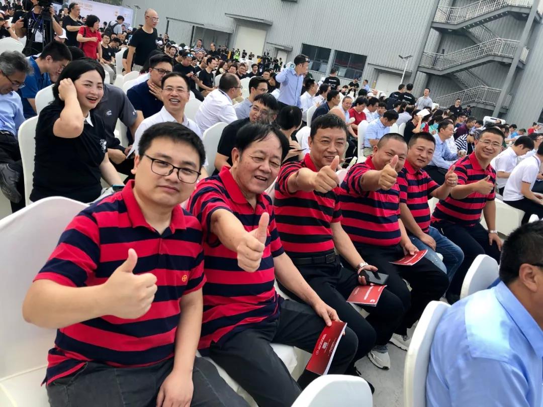 康明斯发动机遇到上汽红岩,强强联手收获批量订单 - 第2张 - 提加商用车网 康明斯发动机遇到上汽红岩,强强联手收获批量订单 - 第2张