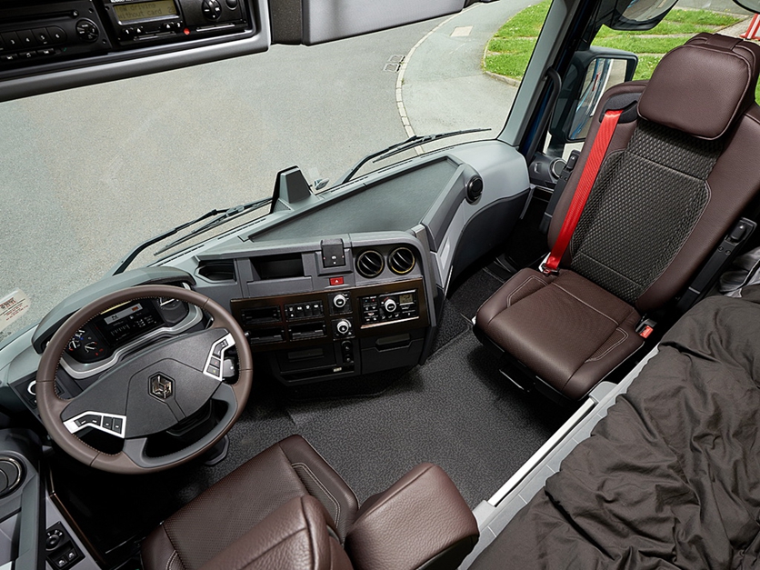 国产卡车也在进步,现在跑运输,国产卡车和进口卡车谁更划算? - 第7张 - 提加商用车网 国产卡车也在进步,现在跑运输,国产卡车和进口卡车谁更划算? - 第7张