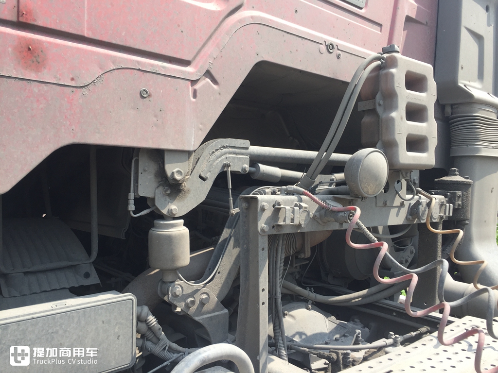 7年前买了解放J6H高端重卡，车主说当年开进口卡车的都羡慕他 - 第16张