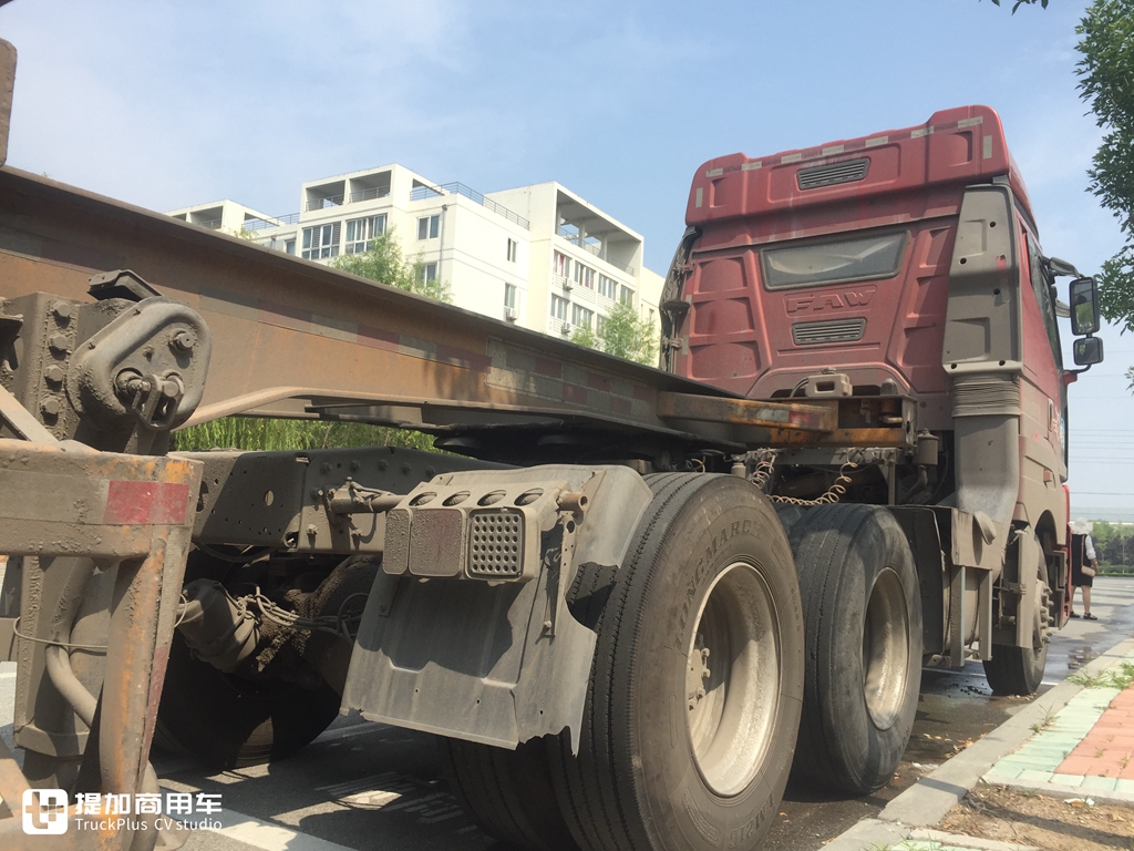 7年前买了解放J6H高端重卡，车主说当年开进口卡车的都羡慕他 - 第21张