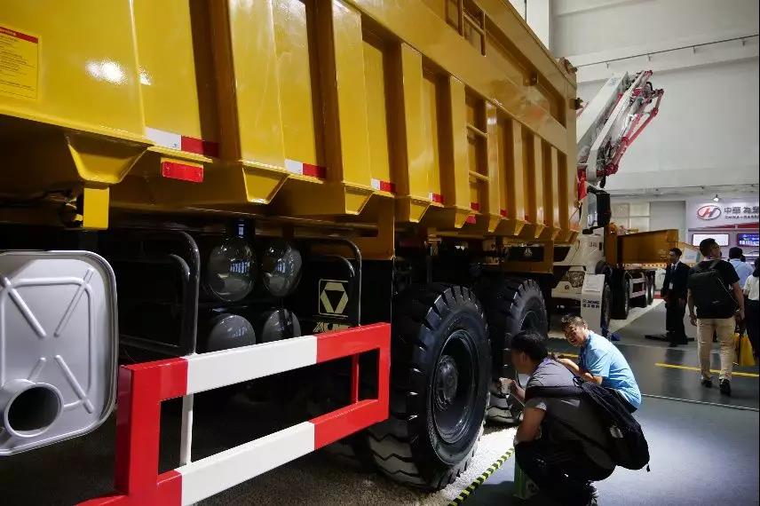 徐工新一代非公路宽体自卸车漢沃XG90，强势登陆 - 第4张