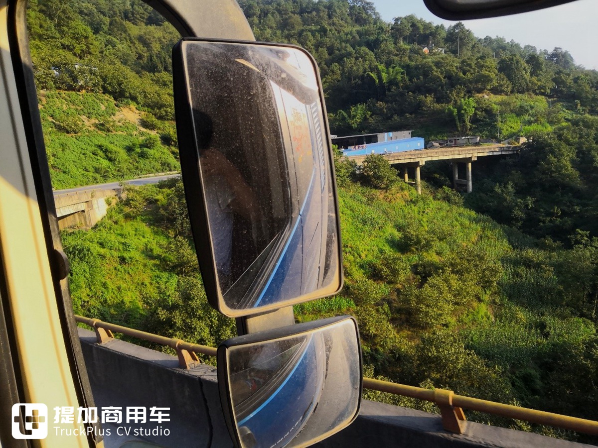 坐卡车跟着叔叔跑了一趟云南,才知道卡车司机生活原来如此不易 - 第8张 - 提加商用车网 坐卡车跟着叔叔跑了一趟云南,才知道卡车司机生活原来如此不易 - 第8张