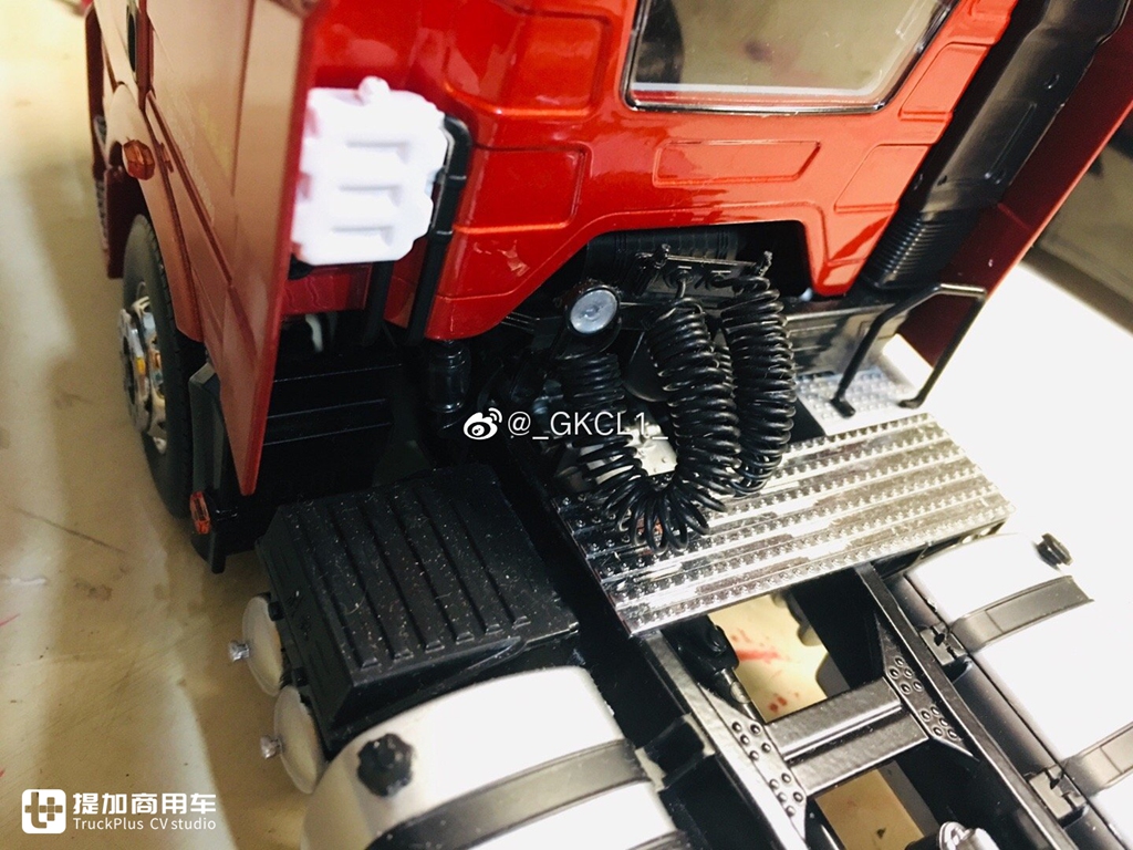 卡车模型也评测,带你看看解放J6P1:24模型的做工 - 第16张 - 提加商用车网 卡车模型也评测,带你看看解放J6P1:24模型的做工 - 第16张