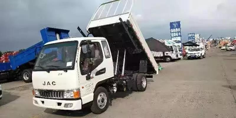 城市道路越行越“窄”,江淮D6176自卸车开辟蓝牌运输路 - 第3张 - 提加商用车网 城市道路越行越“窄”,江淮D6176自卸车开辟蓝牌运输路 - 第3张