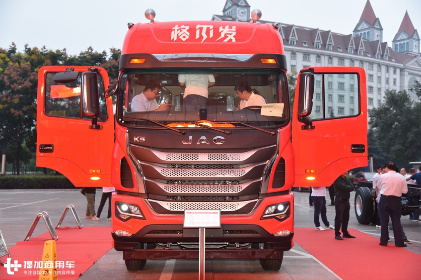 外观内饰多项升级，国六车型蓄势待发，江淮格尔发2020款新产品来了 - 第4张