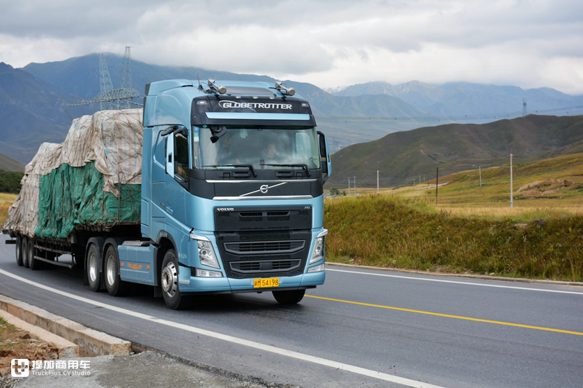 90后小伙跑无锡到库尔勒专线,如今只买高配版沃尔沃卡车,为何? - 第7张 - 提加商用车网 90后小伙跑无锡到库尔勒专线,如今只买高配版沃尔沃卡车,为何? - 第7张
