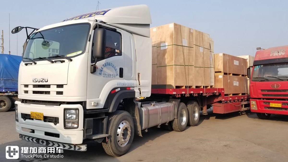 独家 庆铃产的五十铃vc46牵引车 车主说当时花40万买的 发动机用起来很省油 提加商用车网