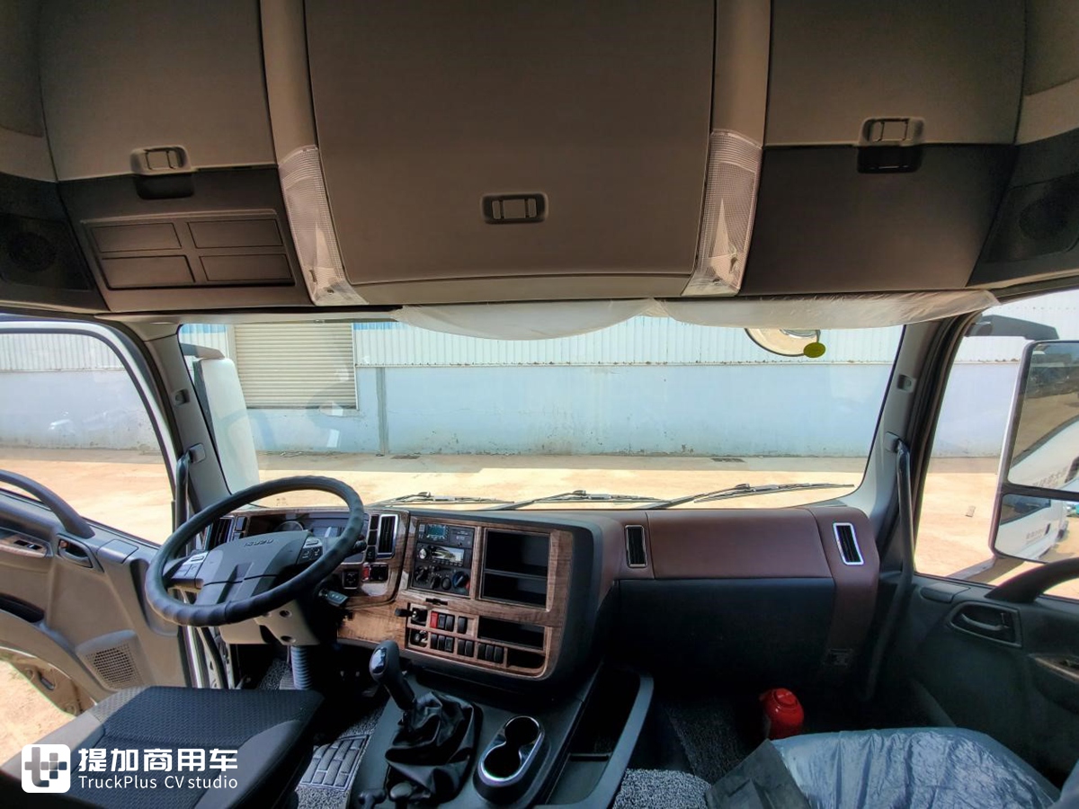 有人买了五十铃巨咖2020款牵引车,这车怎么样?我们带您好好看看 - 第12张 - 提加商用车网 有人买了五十铃巨咖2020款牵引车,这车怎么样?我们带您好好看看 - 第12张