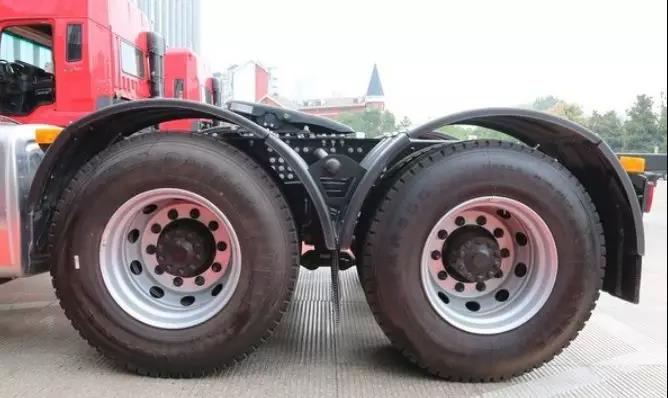 2020款格尔发K5w6×4牵引车亮相品鉴会，这就是更舒服的卡车 - 第7张
