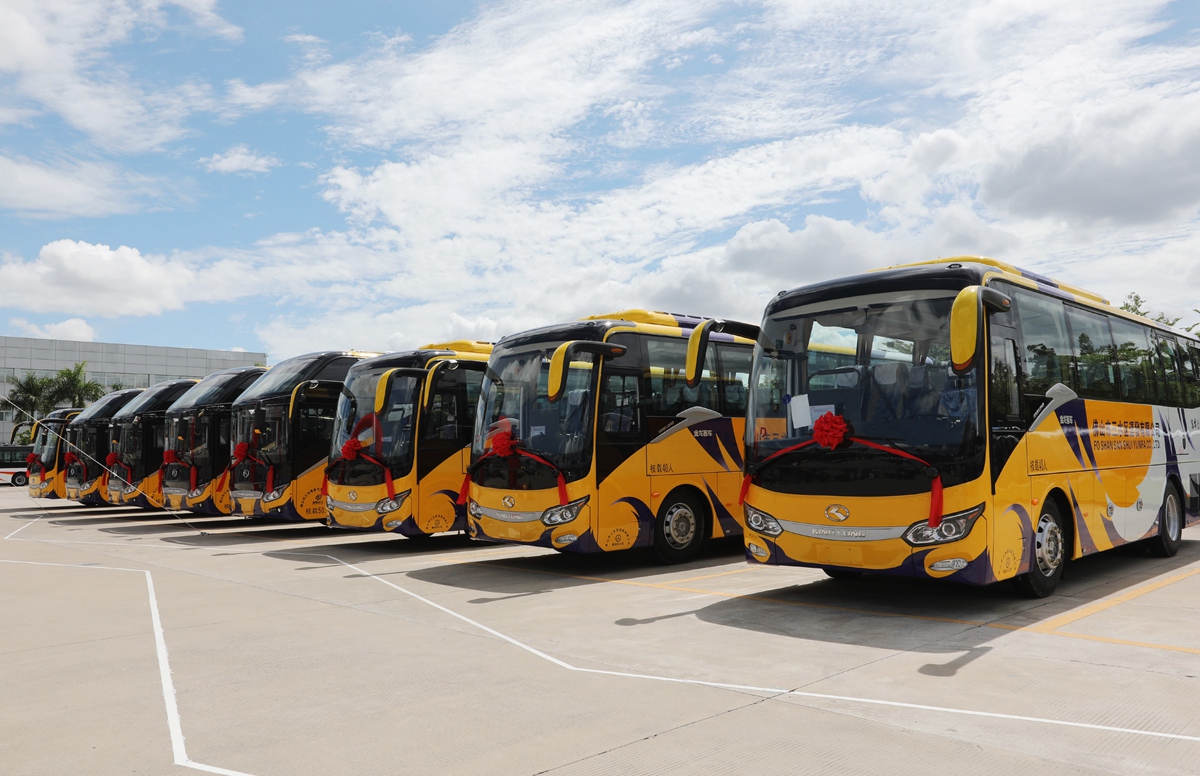 旅游客运激发新动能,金龙公路客车“风光独好” - 第2张 - 提加商用车网 旅游客运激发新动能,金龙公路客车“风光独好” - 第2张